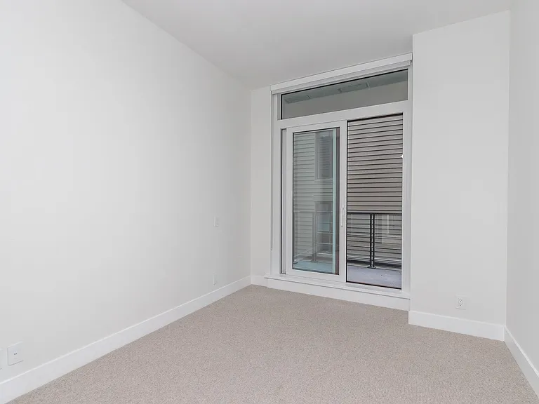 6699 Nelson Ave — Photo 13