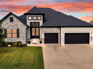 1600 Glastonbury Dr, Centerton, AR 72719