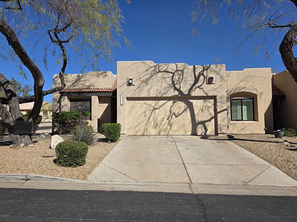 1st image of 10745 N 117th Way