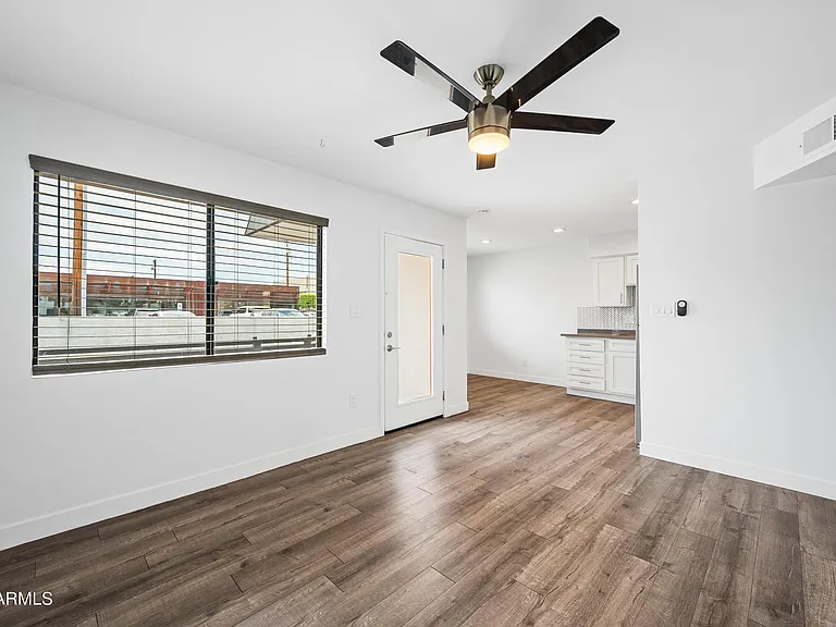 3131 E Fairmount Ave #3135 — Photo 5
