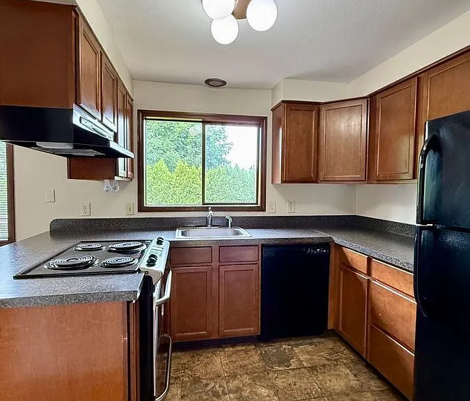 21343 SE Alder Ct — Photo 10