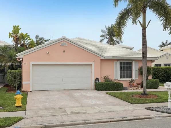 15201 Wilshire Cir S, Pembroke Pines, FL 33027
