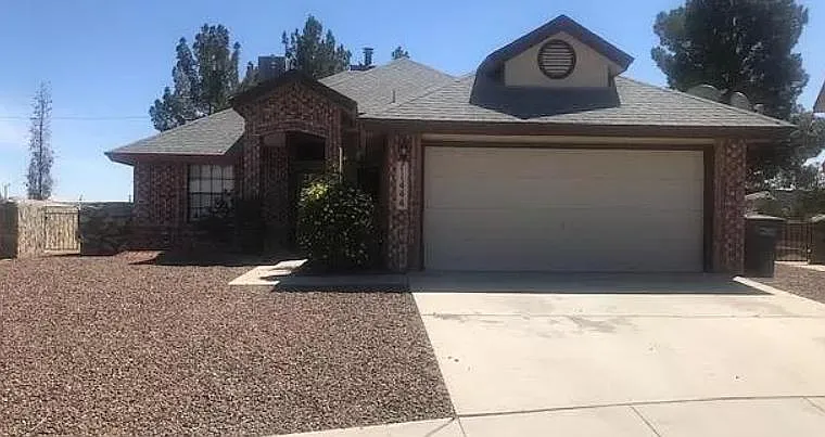 11444 Lone Wolf Cir — Photo 1