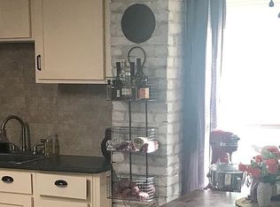 149 Spring St #A, Windsor Locks, CT 06096