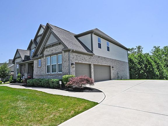 3rd image of 5441 Sentinel Oak Dr