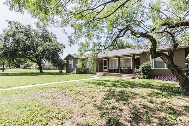 1st image of 173 Lovera Blvd