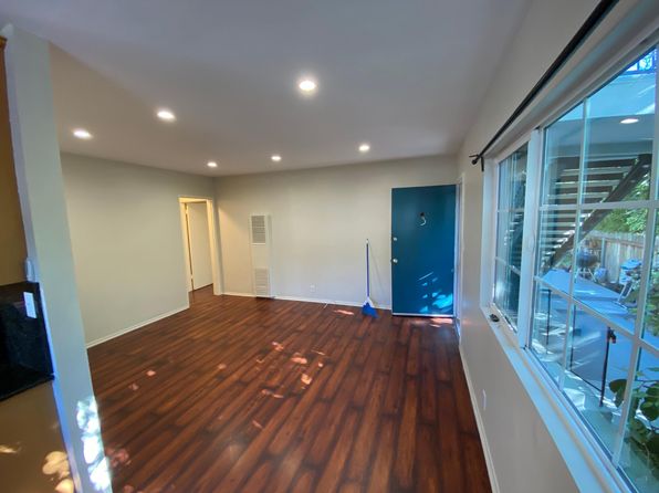 1427 Centinela Ave APT 3