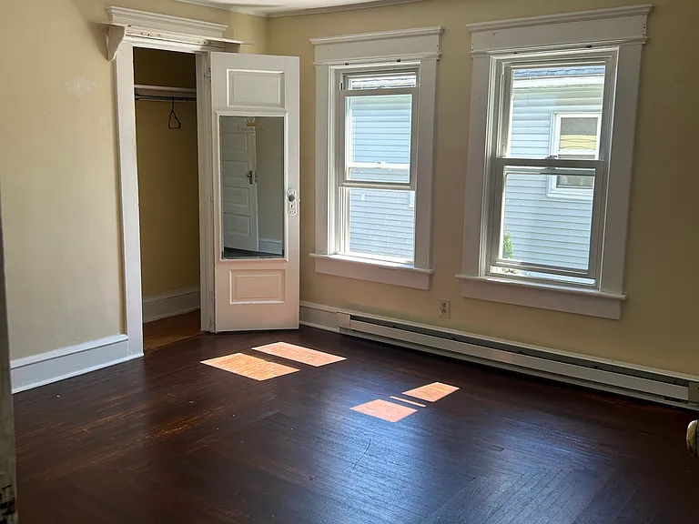 58 W Vaughn St #58 — Photo 3