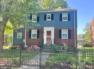4911 Ravenswood Rd, Riverdale, MD 20737