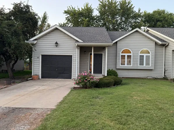 311 W Franklin St, Princeton, IL 61356