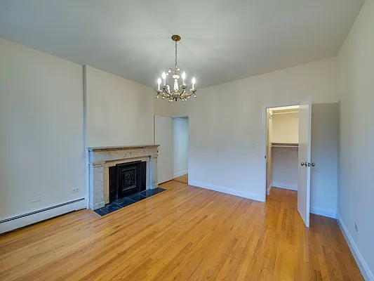 Rented by MNS | media 3