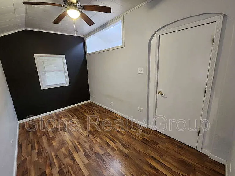 1535 Barbour Ave — Photo 5
