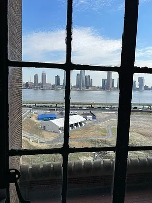 Rented by Steven Corcoran Real Estate | media 10