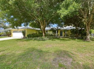 1050 Caloosa Dr, Sarasota, FL 34234