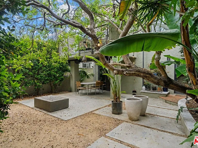 132 Vista Pl — Photo 2