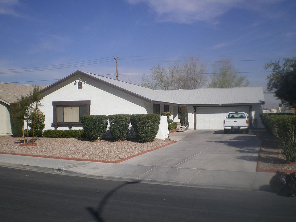 1st image of 1208 Woodbridge Dr