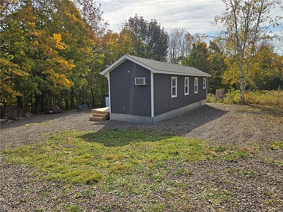 4th image of 942 N Zettel Road