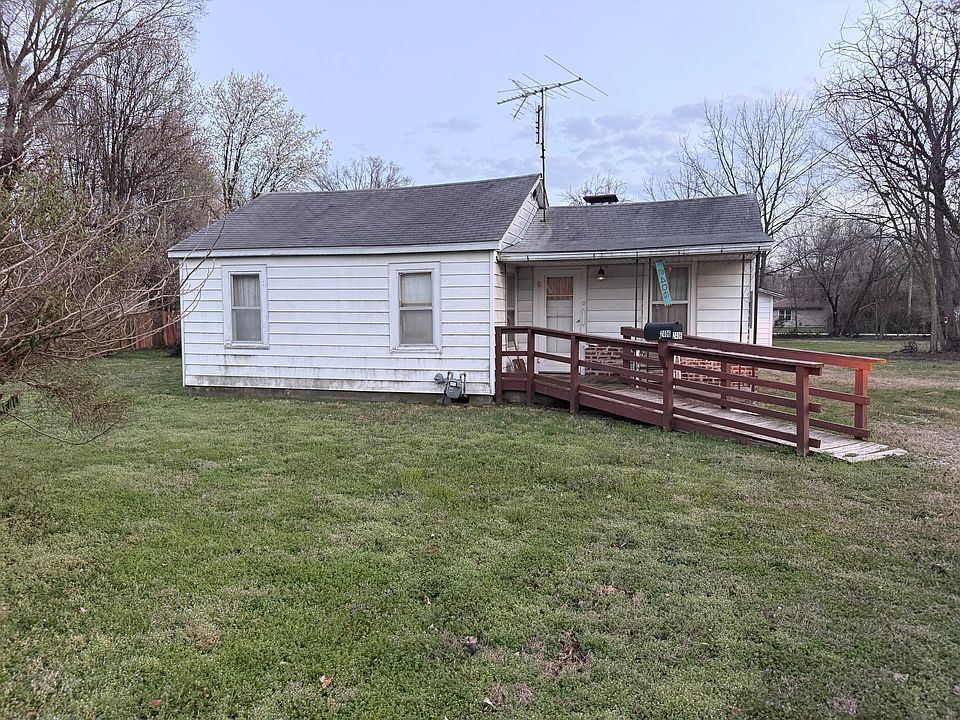 1st image of 2406 E Commercial Street