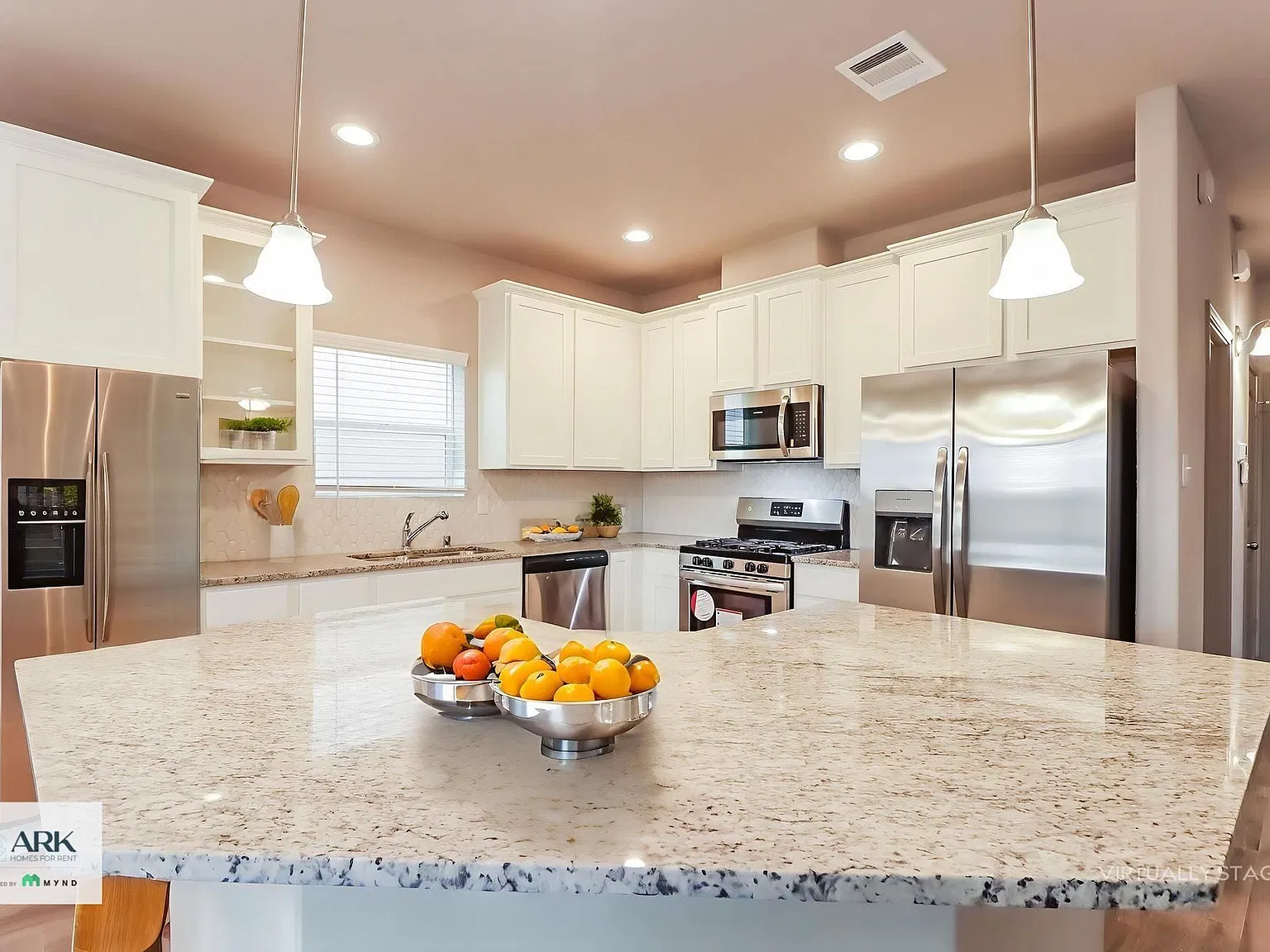 4 bed, 3.5 bath, 2064 sqft, $2,465 — Photo 3