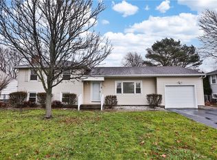 516 Fetzner Rd, Rochester, NY 14626