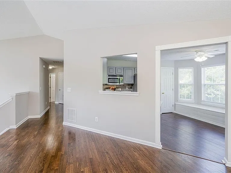 3272 Peach Ct NW — Photo 10