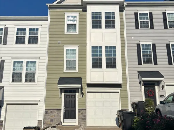 143 Inlet St, Morgantown, WV 26508