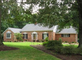 166 Country View Ln, Eden, NC 27288