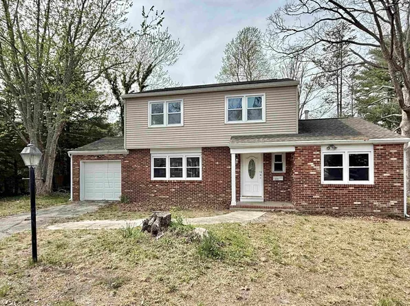 6321 Crocus St, Mays Landing, NJ 08330