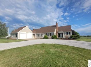 9346 NE Highway Oo, Windsor, MO 65360