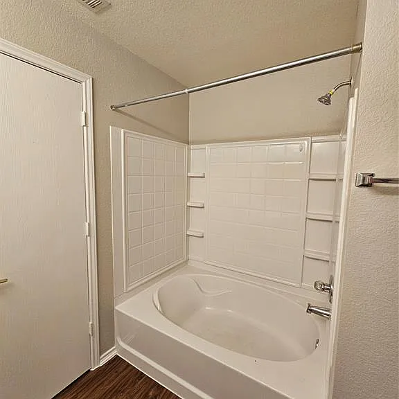 1907 Tranquilo Trl — Photo 8