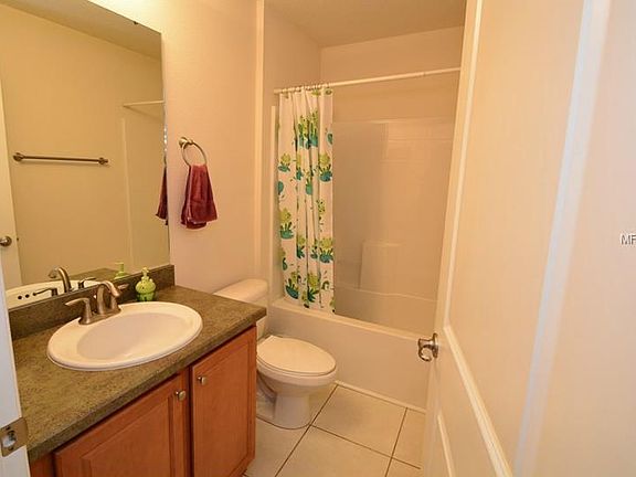 4th image of 707 Elkhorn Fern Ln