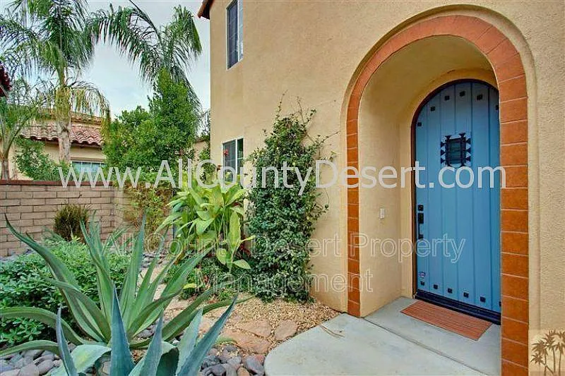 3 bed, 2.0 bath, 1622 sqft, $2,695 — Photo 3