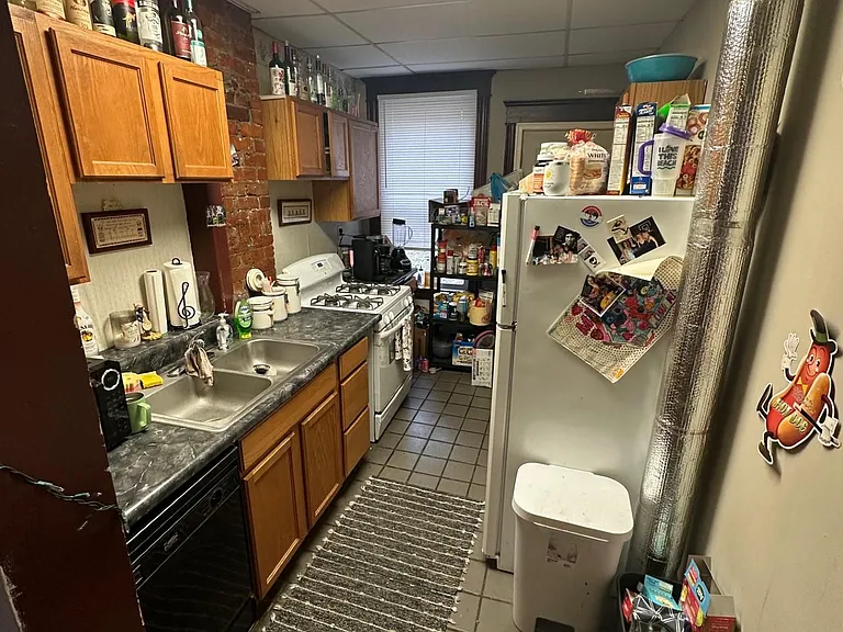 2318 Flora St — Photo 4