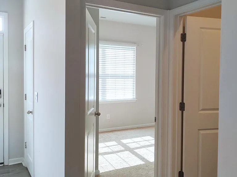 604 Ava St — Photo 4
