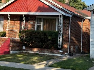 10205 S Yale Ave, Chicago, IL