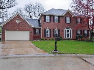 600 Winding Oaks Pl, Ballwin, MO 63021