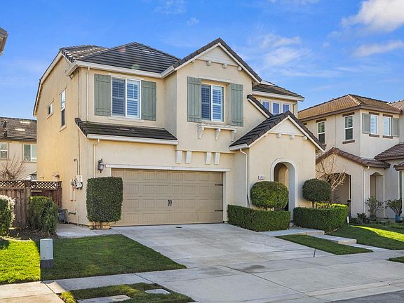 4th image of 5916 Pebblestone Way