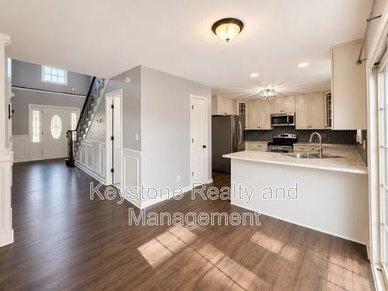 3329 Melissa Ln — Photo 7