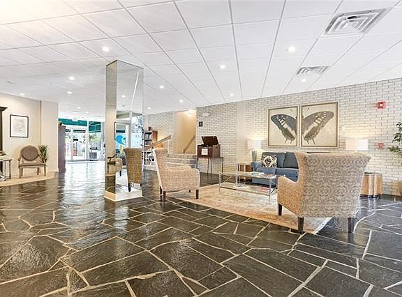 3rd image of 401 Metairie Rd APT 619