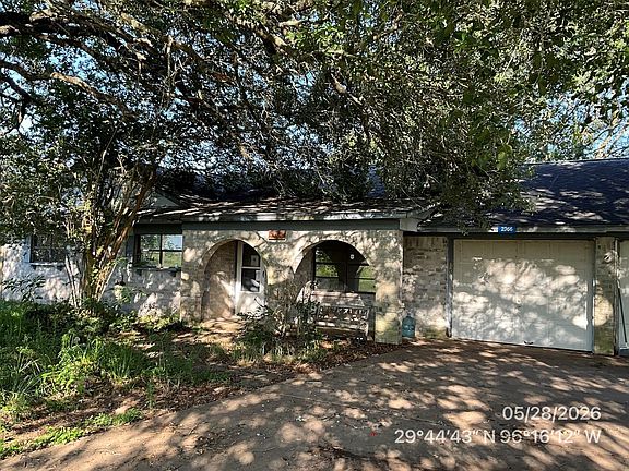 2nd image of 2366 Beckendorff Rd