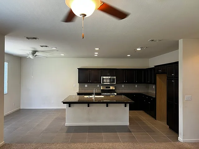 3851 Joaquin Ave — Photo 3