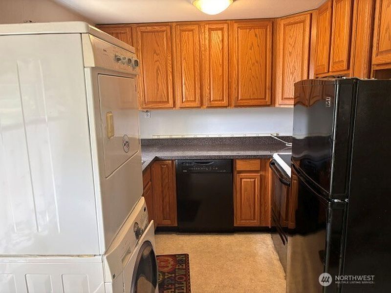4th image of 741 N 128th Street