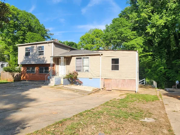 6186 Holiday Blvd, Forest Park, GA 30297