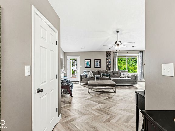 5th image of 330 Southway Ct
