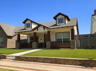 2107 9th St, Lubbock, TX 79401