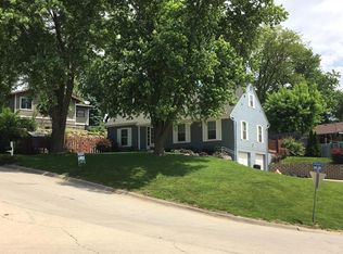 904 Longview Dr, Missouri Valley, IA 51555