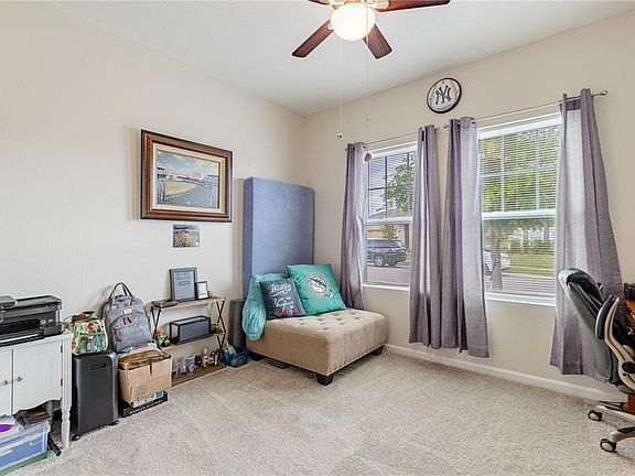 5th image of 346 EAGLECREST DRIVE