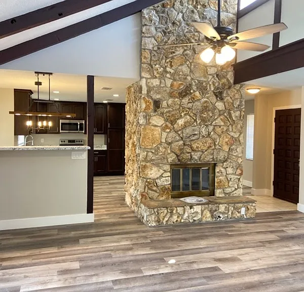 215 Cambridge Dr — Photo 10