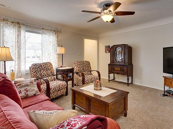 4th image of 1295 Jakse Dr