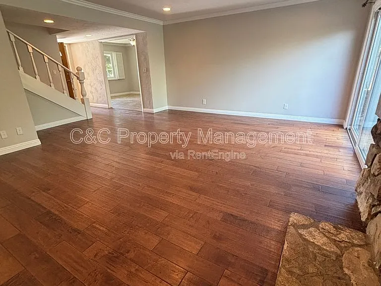 19010 Cliveden Ave — Photo 7